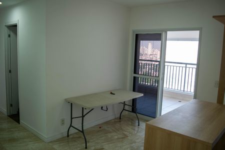 Apartamento para alugar com 74m², 2 quartos e 1 vagaSala