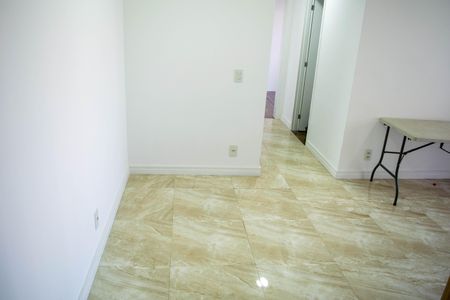 Apartamento para alugar com 74m², 2 quartos e 1 vagaSala