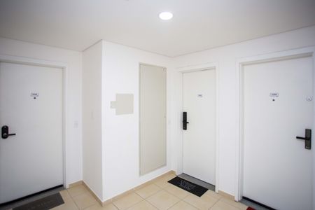 Apartamento à venda com 44m², 2 quartos e 1 vagaHall de entrada