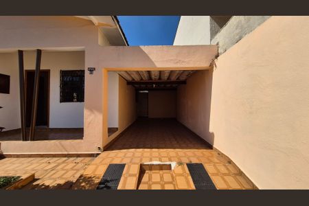 Casa para alugar com 100m², 2 quartos e 6 vagasÁrea externa 
