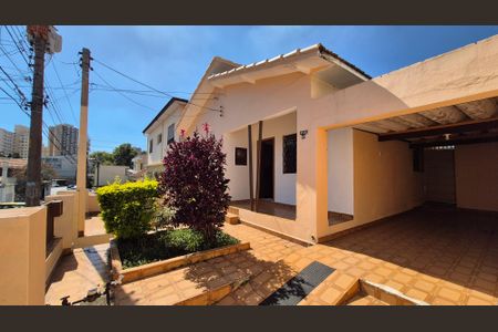 Casa para alugar com 100m², 2 quartos e 6 vagasÁrea externa 