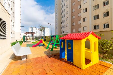 Apartamento à venda com 32m², 2 quartos e sem vaga Apartamento à venda com 32m², 2 quartos e sem vagaÁrea comum