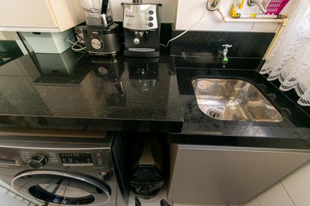 Apartamento à venda com 32m², 2 quartos e sem vaga Apartamento à venda com 32m², 2 quartos e sem vagaÁrea de Serviço