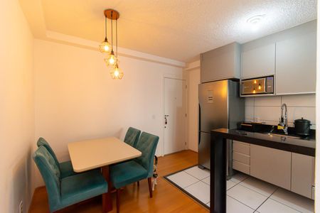 Apartamento à venda com 32m², 2 quartos e sem vaga Apartamento à venda com 32m², 2 quartos e sem vagaSala