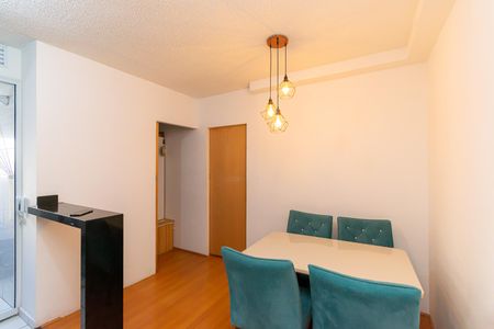 Apartamento à venda com 32m², 2 quartos e sem vaga Apartamento à venda com 32m², 2 quartos e sem vagaSala