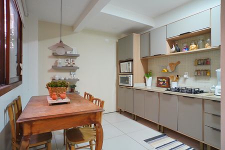 Apartamento à venda com 83m², 2 quartos e sem vagaCozinha 