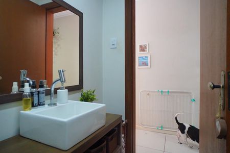 Apartamento à venda com 83m², 2 quartos e sem vagaBanheiro 