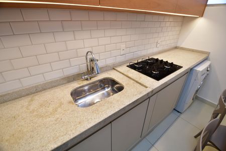 Cozinha de apartamento para alugar com 1 quarto, 30m² em Bosque, Campinas