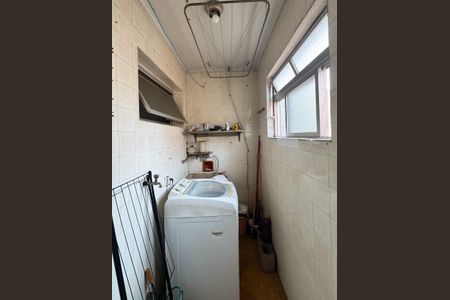 Apartamento à venda com 65m², 2 quartos e 1 vagaÁrea de Serviço