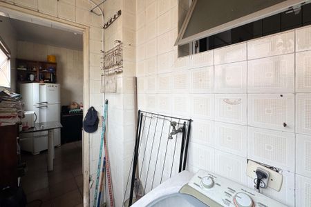 Apartamento à venda com 65m², 2 quartos e 1 vagaÁrea de Serviço