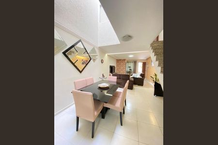Casa à venda com 3 quartos, 134m² em Vila Santa Isabel, São Paulo