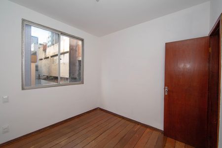 Apartamento à venda com 180m², 3 quartos e 2 vagasQUARTO1