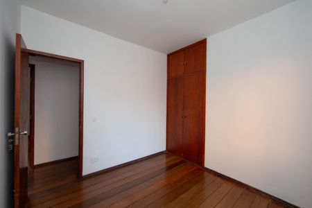 Apartamento à venda com 180m², 3 quartos e 2 vagasQUARTO1