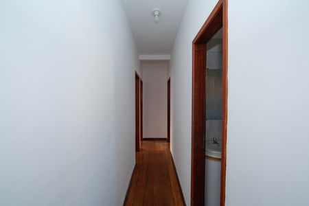 Apartamento à venda com 180m², 3 quartos e 2 vagasCORREDOR