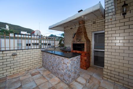 Apartamento à venda com 180m², 3 quartos e 2 vagasCOBERTURA