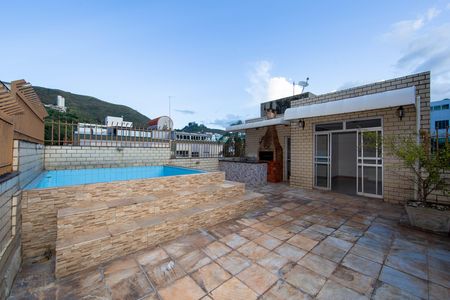 Apartamento à venda com 180m², 3 quartos e 2 vagasCOBERTURA