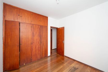 Apartamento à venda com 180m², 3 quartos e 2 vagasQUARTO2
