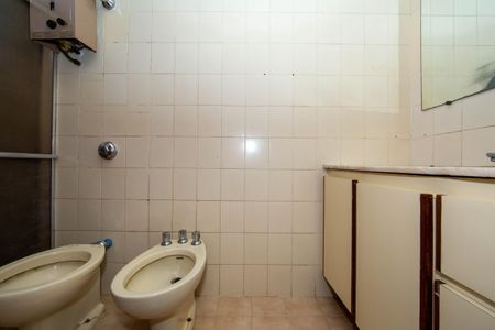 Apartamento à venda com 180m², 3 quartos e 2 vagasBANHEIRO2