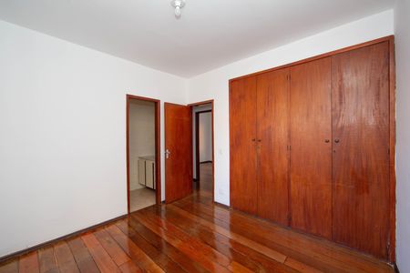 Apartamento à venda com 180m², 3 quartos e 2 vagasQUARTO3