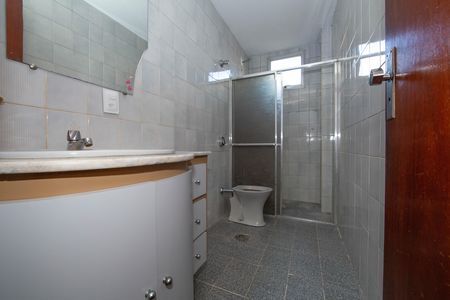 Apartamento à venda com 180m², 3 quartos e 2 vagasBANHEIRO1