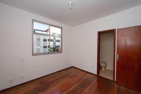 Apartamento à venda com 180m², 3 quartos e 2 vagasQUARTO3