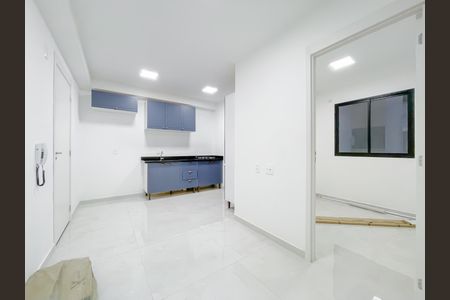 Sala de apartamento para alugar com 2 quartos, 37m² em Metalúrgicos, Osasco