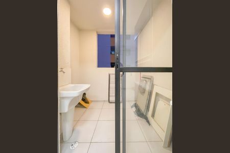 Apartamento para alugar com 37m², 2 quartos e sem vaga Apartamento para alugar com 37m², 2 quartos e sem vagaSacada e Área de Serviço