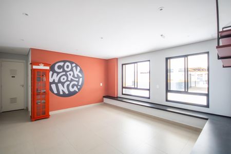 Apartamento para alugar com 37m², 2 quartos e sem vaga Apartamento para alugar com 37m², 2 quartos e sem vagaCoworking