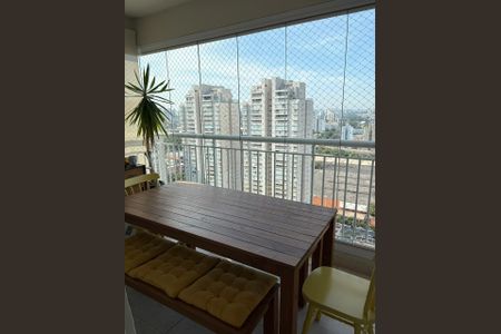 Apartamento à venda com 65m², 2 quartos e 1 vaga Apartamento à venda com 65m², 2 quartos e 1 vagaVaranda