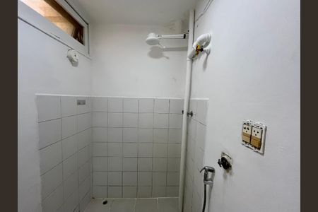 Apartamento para alugar com 35m², 1 quarto e sem vagaBanheiro 