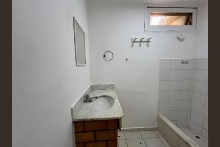 Apartamento para alugar com 35m², 1 quarto e sem vagaBanheiro 