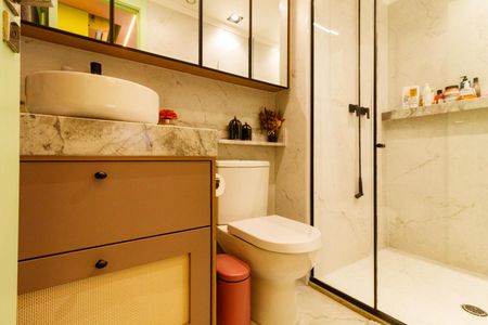 Apartamento à venda com 63m², 2 quartos e 1 vaga Apartamento à venda com 63m², 2 quartos e 1 vagaBanheiro da Suíte