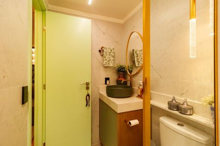 Apartamento à venda com 63m², 2 quartos e 1 vaga Apartamento à venda com 63m², 2 quartos e 1 vagaBanheiro