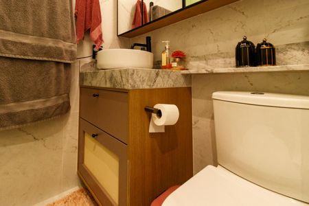Apartamento à venda com 63m², 2 quartos e 1 vaga Apartamento à venda com 63m², 2 quartos e 1 vagaBanheiro da Suíte