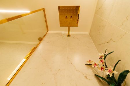 Apartamento à venda com 63m², 2 quartos e 1 vaga Apartamento à venda com 63m², 2 quartos e 1 vagaBanheiro