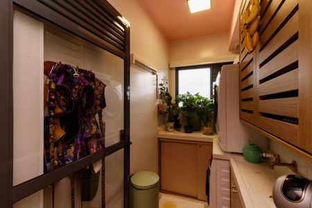 Apartamento à venda com 63m², 2 quartos e 1 vaga Apartamento à venda com 63m², 2 quartos e 1 vagaCozinha e Área de Serviço