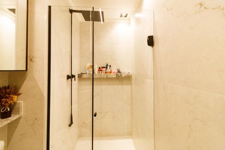 Apartamento à venda com 63m², 2 quartos e 1 vaga Apartamento à venda com 63m², 2 quartos e 1 vagaBanheiro da SuíteBanheiro da Suíte