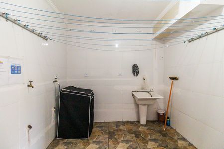 Studio para alugar com 30m², 1 quarto e sem vaga Studio para alugar com 30m², 1 quarto e sem vagaLavanderia