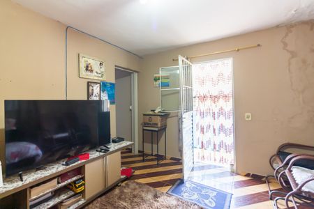 Casa à venda com 137m², 3 quartos e 2 vagas Casa à venda com 137m², 3 quartos e 2 vagasSala