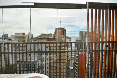 vista varanda sala de jantar de kitnet/studio para alugar com 1 quarto, 24m² em Paraíso, São Paulo