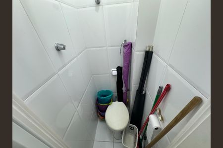 Apartamento à venda com 63m², 2 quartos e 1 vaga Apartamento à venda com 63m², 2 quartos e 1 vagaBanheiro