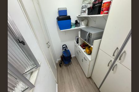 Cozinha de apartamento à venda com 2 quartos, 63m² em Copacabana, Rio de Janeiro
