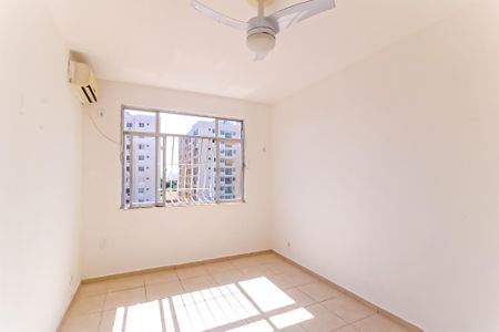 Apartamento para alugar com 90m², 2 quartos e 1 vagaQuarto 