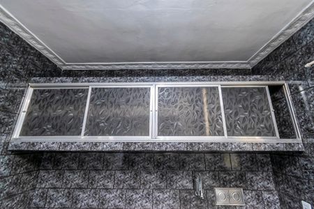 Casa para alugar com 60m², 2 quartos e sem vaga Casa para alugar com 60m², 2 quartos e sem vagaCozinha - Armários