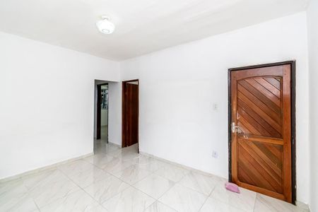 Casa para alugar com 60m², 2 quartos e sem vaga Casa para alugar com 60m², 2 quartos e sem vagaSala