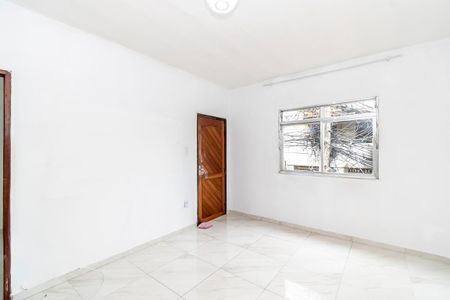 Sala de casa para alugar com 2 quartos, 60m² em Irajá, Rio de Janeiro