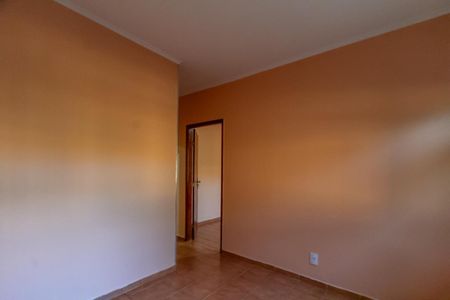 Casa para alugar com 101m², 2 quartos e 3 vagasSala