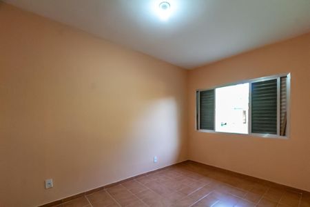 Casa para alugar com 101m², 2 quartos e 3 vagasQuarto 1