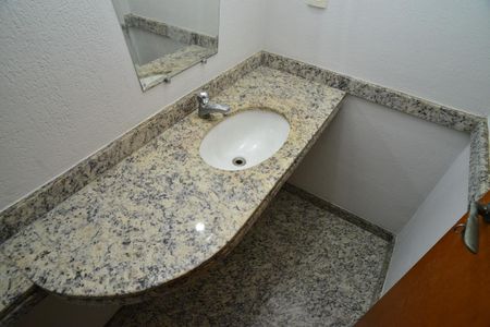 Apartamento para alugar com 169m², 4 quartos e 3 vagas Apartamento para alugar com 169m², 4 quartos e 3 vagasLavabo