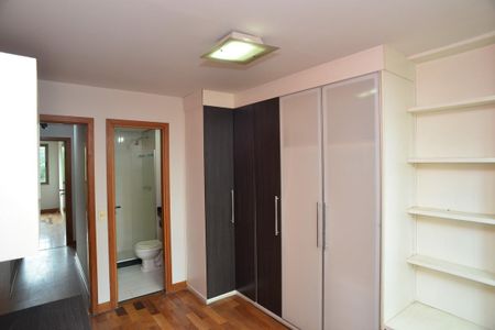Apartamento para alugar com 169m², 4 quartos e 3 vagas Apartamento para alugar com 169m², 4 quartos e 3 vagasSuíte 1